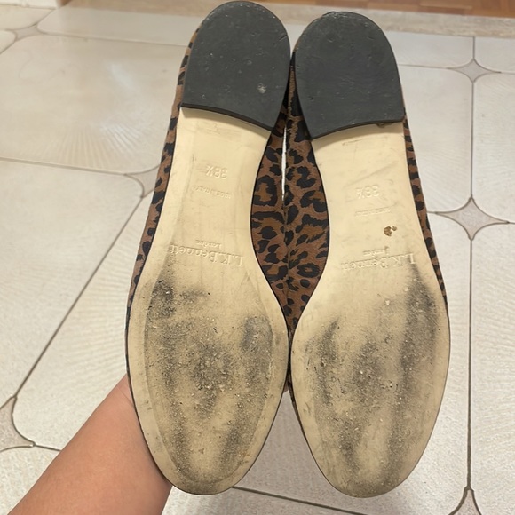 Barely worn lk Bennett flats - Picture 3 of 3
